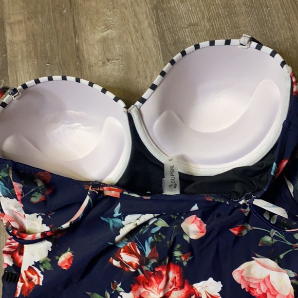 CUPSHE Swimsuit Floral Stripe Push Up One Piece 0X XL 16 18 New - Picture 5 of 8